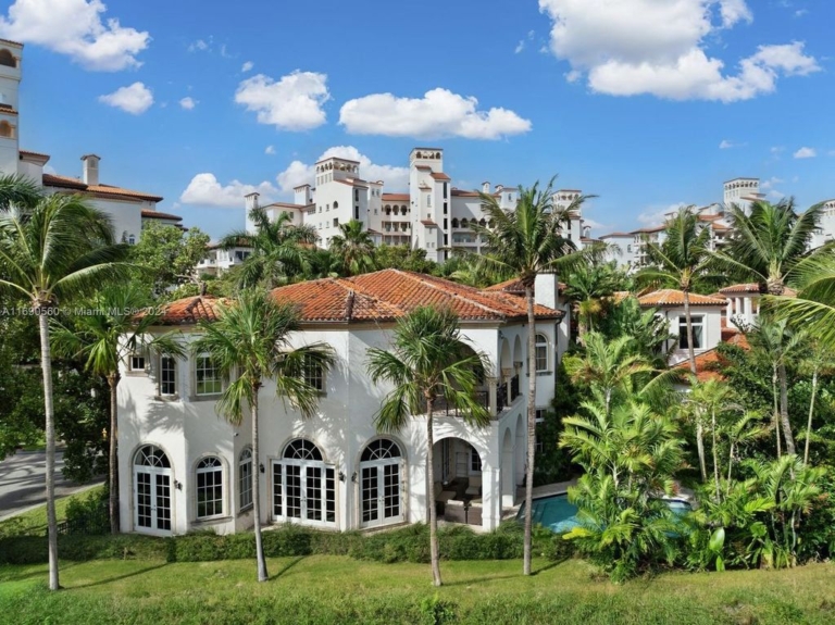 Exclusive Fisher Island Estate with 6 Bedrooms Private Pool Spa and Panoramic Coastal Views Listed at $15.9 Million