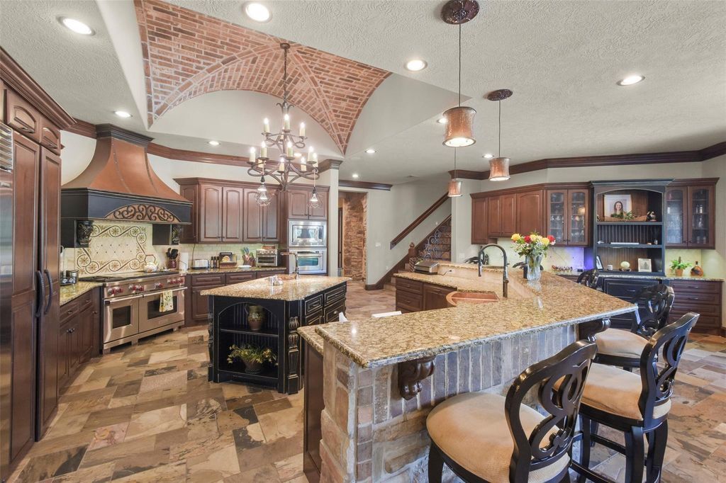 Hansons Resort Expansive Mediterranean Estate with Tuscan Flair in Texas Listed for 6.45 Million 13