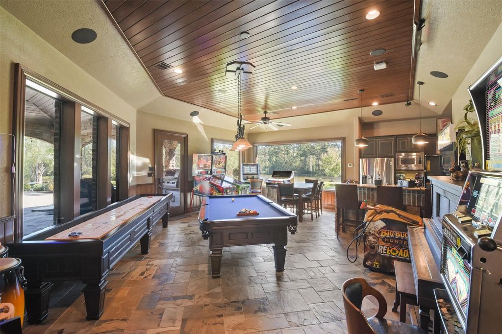 Hansons Resort Expansive Mediterranean Estate with Tuscan Flair in Texas Listed for 6.45 Million 19