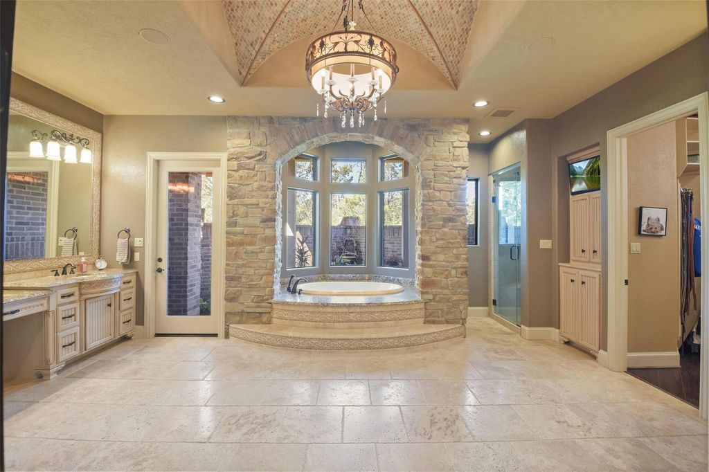 Hansons Resort Expansive Mediterranean Estate with Tuscan Flair in Texas Listed for 6.45 Million 23