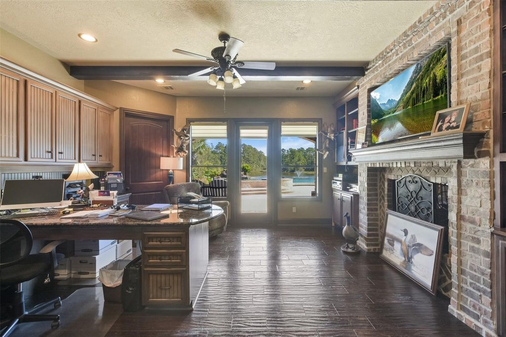 Hansons Resort Expansive Mediterranean Estate with Tuscan Flair in Texas Listed for 6.45 Million 25