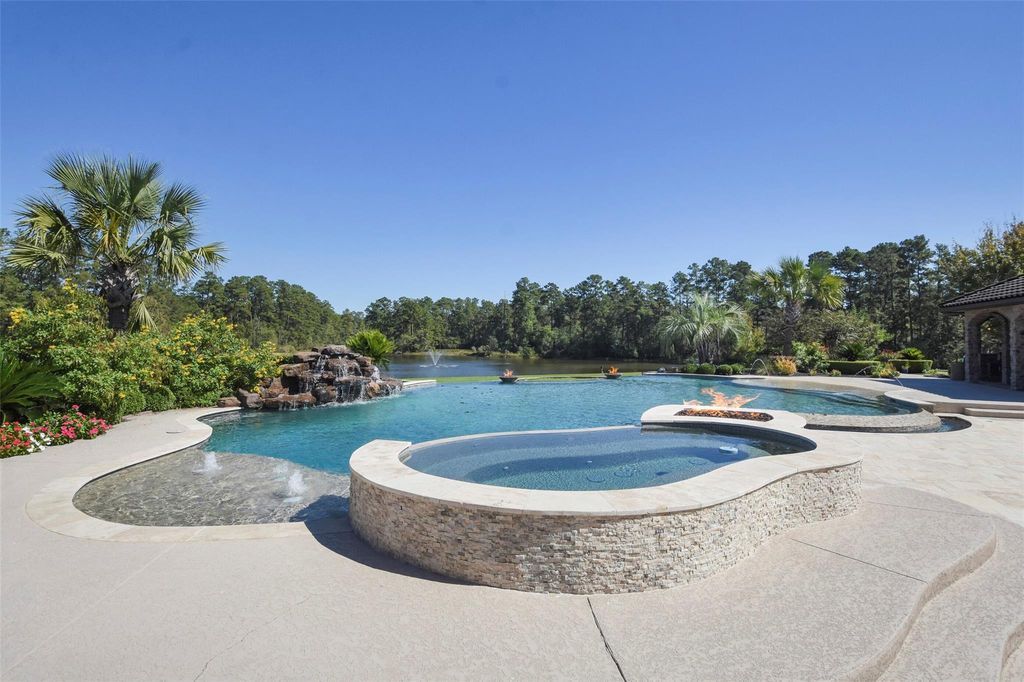 Hansons Resort Expansive Mediterranean Estate with Tuscan Flair in Texas Listed for 6.45 Million 42