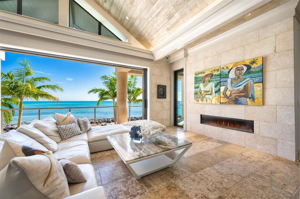 Luxurious Oceanfront Estate in Duck Key Listed at $13.4 Million with Direct Ocean Access and Resort-Style Amenities