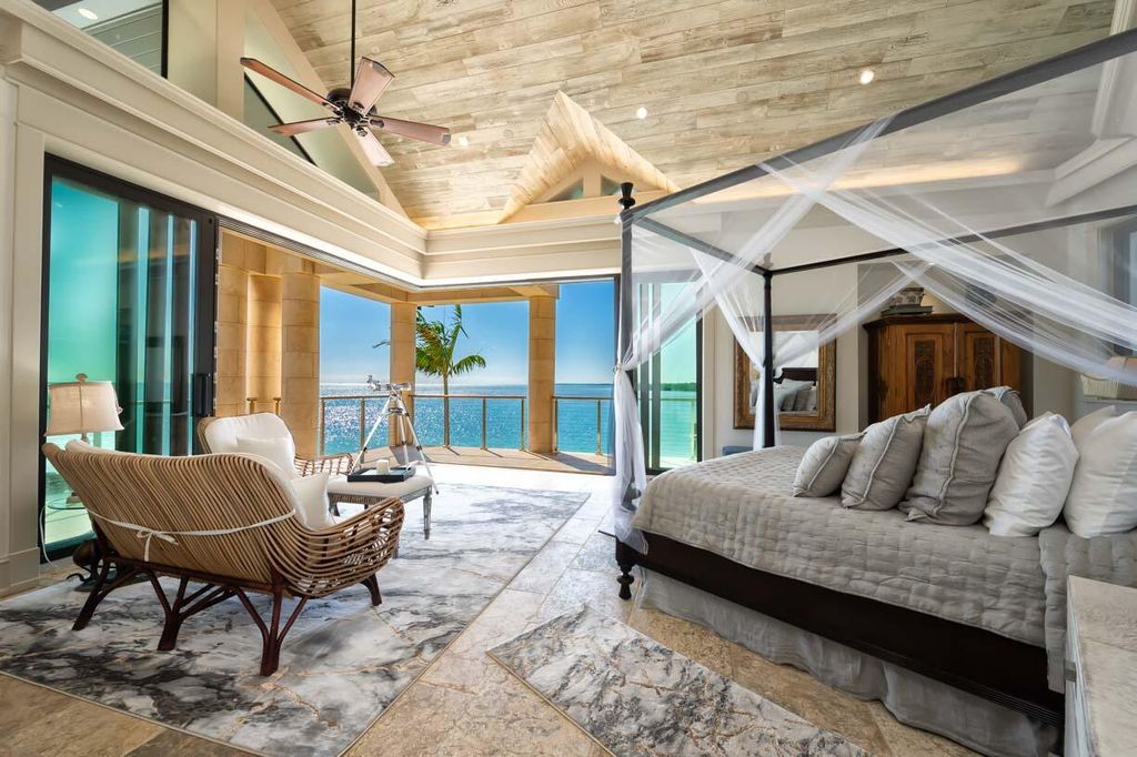 Luxurious Oceanfront Estate in Duck Key Listed at $13.4 Million with Direct Ocean Access and Resort-Style Amenities