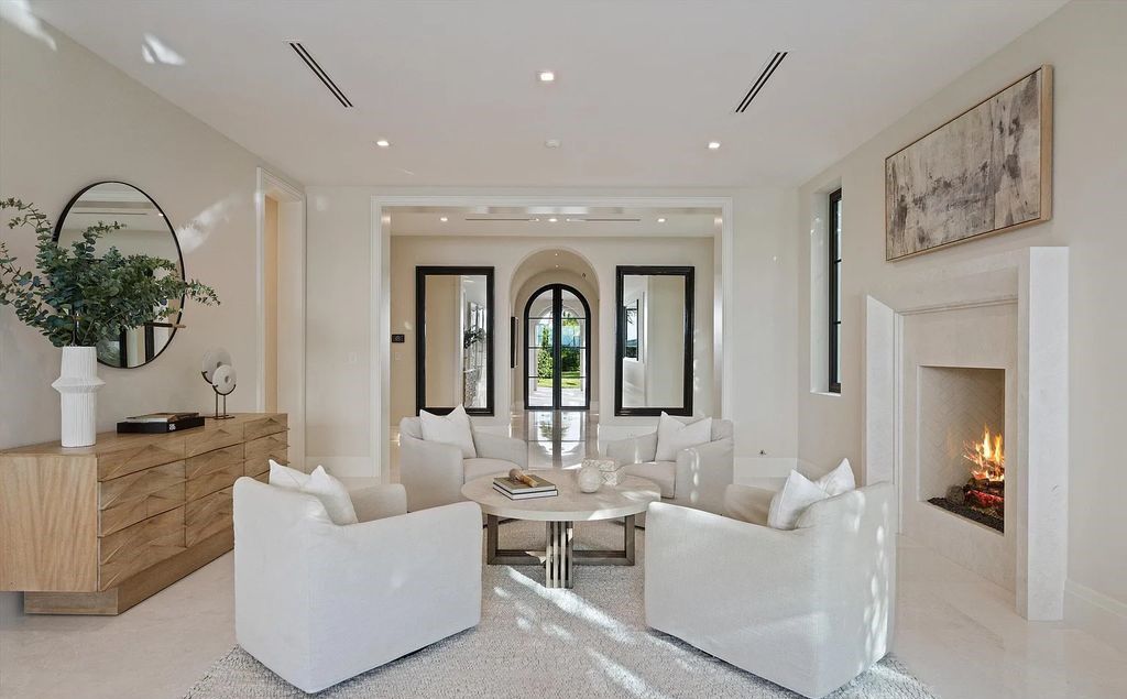 Stunning $64.5 Million Art Deco Intracoastal Estate with Private Dock and Luxe Amenities in Palm Beach