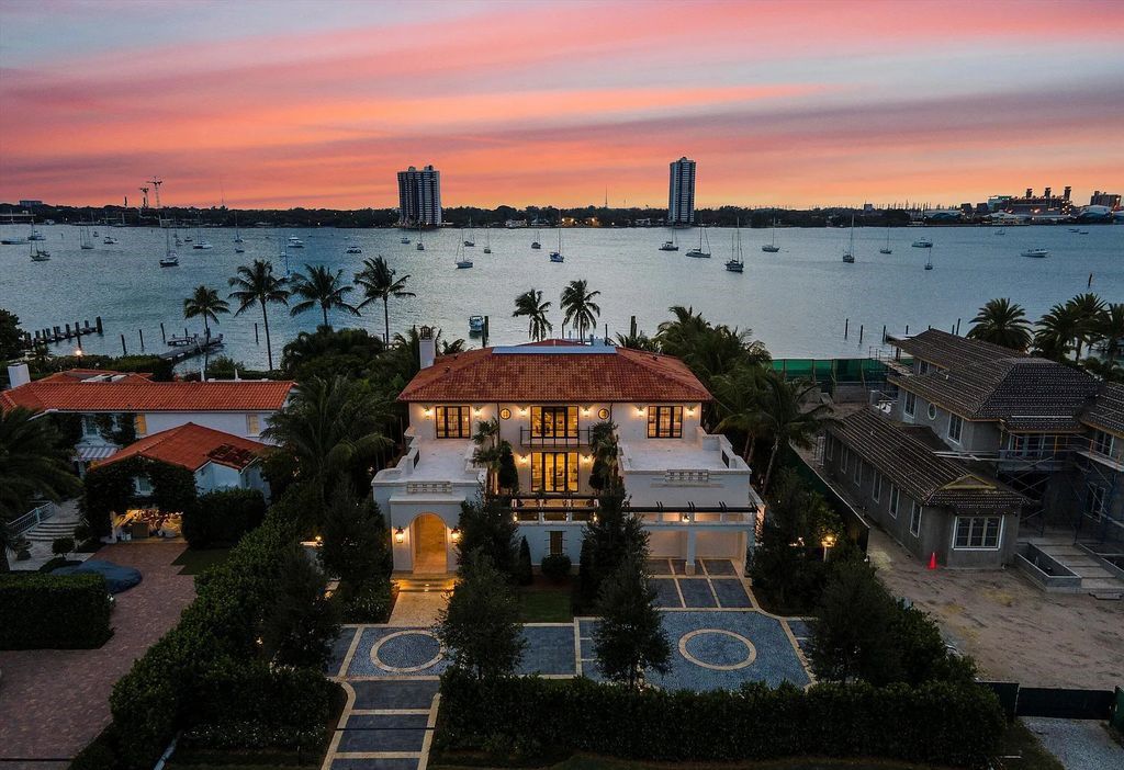 Stunning $64.5 Million Art Deco Intracoastal Estate with Private Dock and Luxe Amenities in Palm Beach