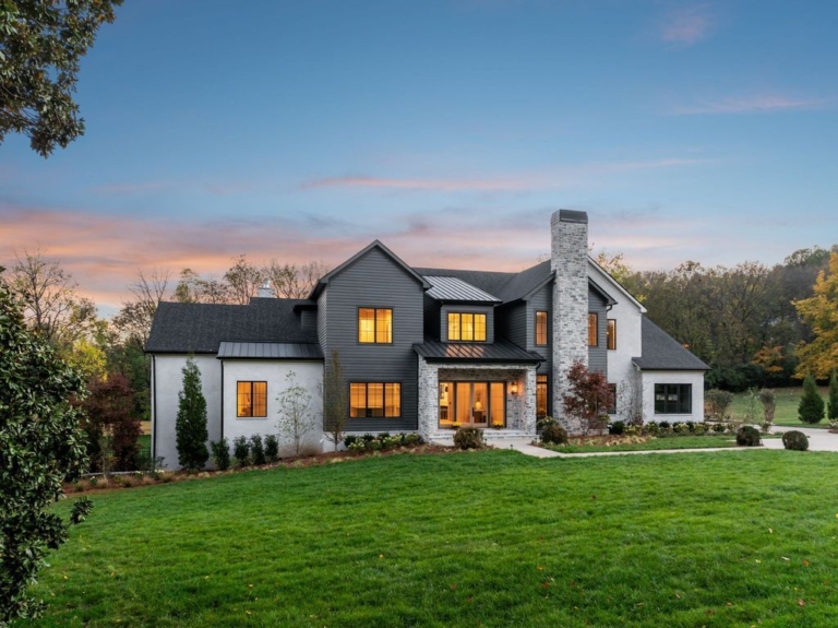 Tennessee Luxury Redefined: Brand New Oak Hill Home on 1.5 Private Acres for $6.5 Million