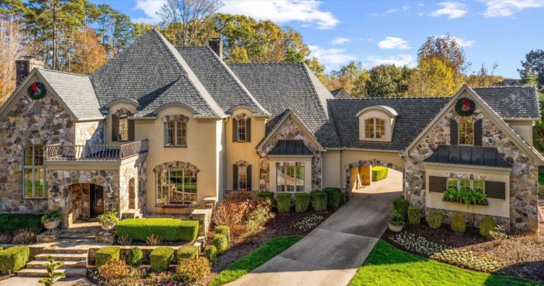 Timeless Elegance in Tennessee: Stunning Estate on Park-Like Grounds, Priced at $4,199,000