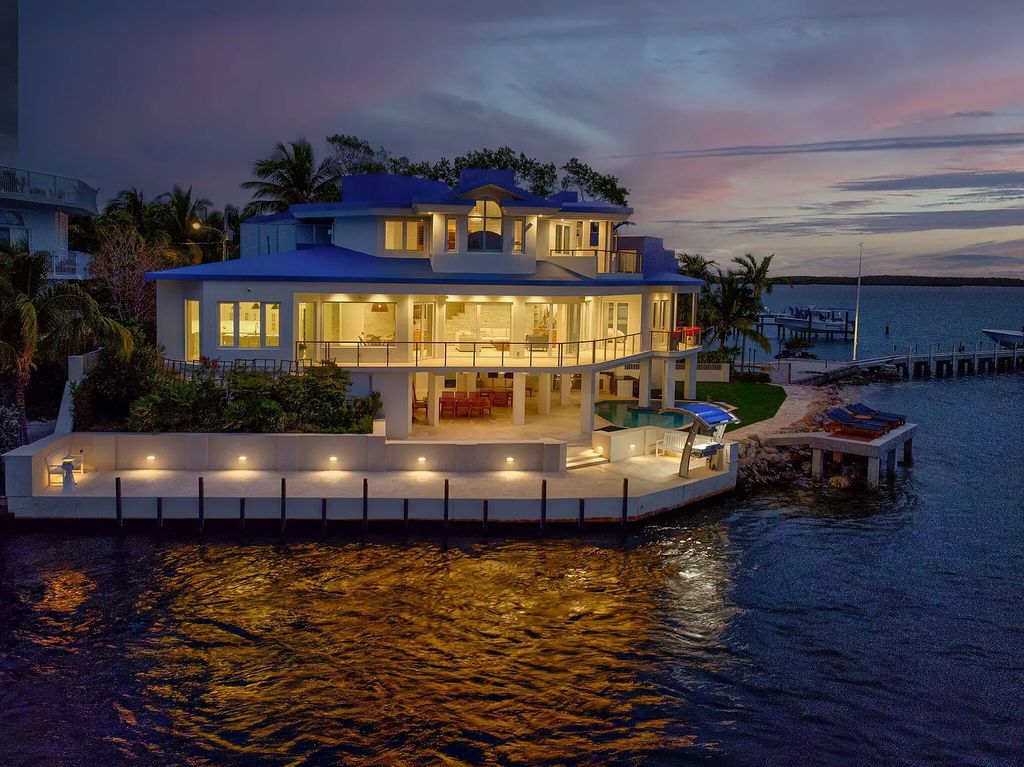 $16 Million Custom Waterfront Estate with Rooftop Infinity Pool and Private Dockage in Key Largo