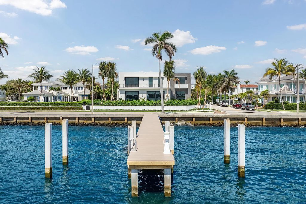 $18.8 Million Brand-New Waterfront Luxury Estate with Unobstructed Water Views on Flagler Drive, West Palm Beach