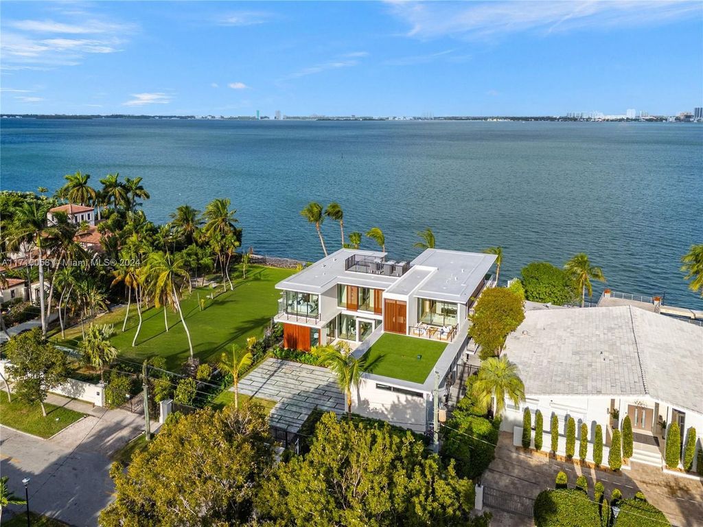 $34.5 Million Miami Beach Waterfront Mansion Built by Todd Michael Glaser with Stunning Biscayne Bay Views