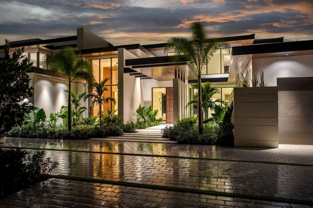 $34.8 Million Orchid Point Waterfront Estate with Yacht Dockage and Stunning Modern Design in Boca Raton