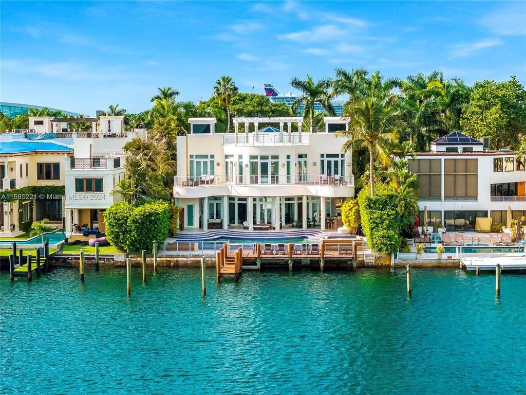 $35 Million Waterfront Estate with 80-Foot Dock and Rooftop Terrace on Exclusive Hibiscus Island, Miami Beach