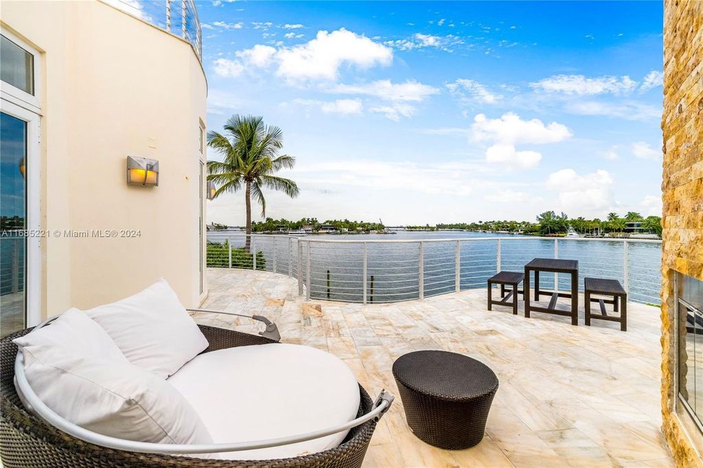 $35 Million Waterfront Estate with 80-Foot Dock and Rooftop Terrace on Exclusive Hibiscus Island, Miami Beach