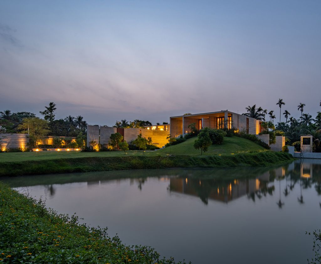 CHAABI House, harmony retreat by SYSTEM Architects + EKNC