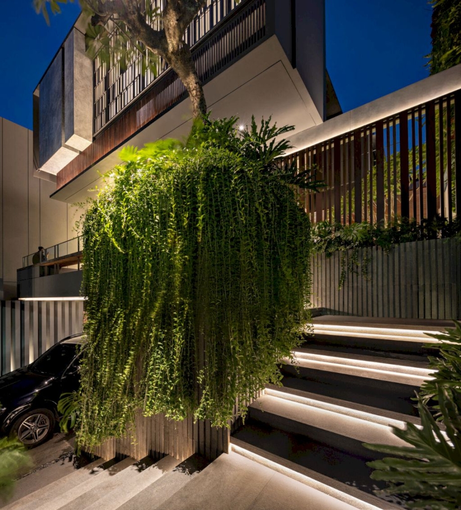 ES Residence, a Modern Tropical Haven by Axial Studio