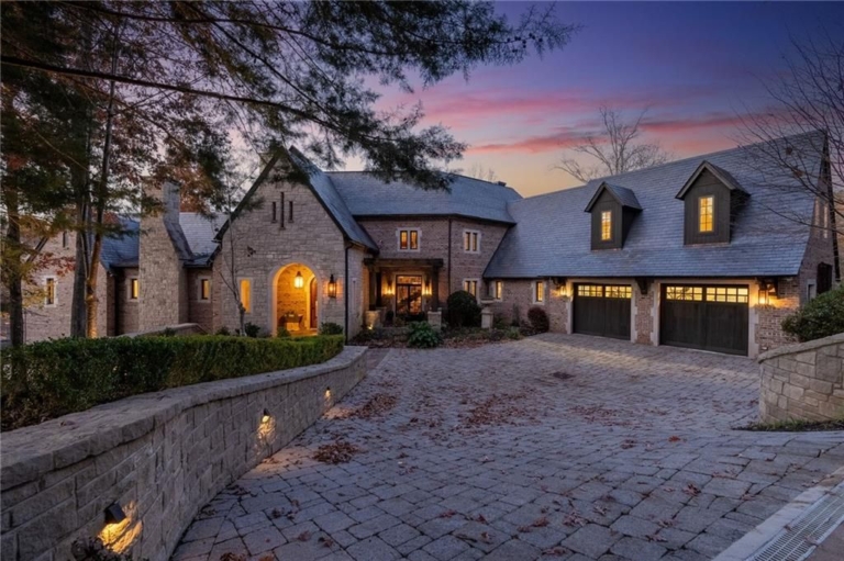 English Country Elegance in South Carolina: A Breathtaking Estate with Stunning Views for $9,250,682