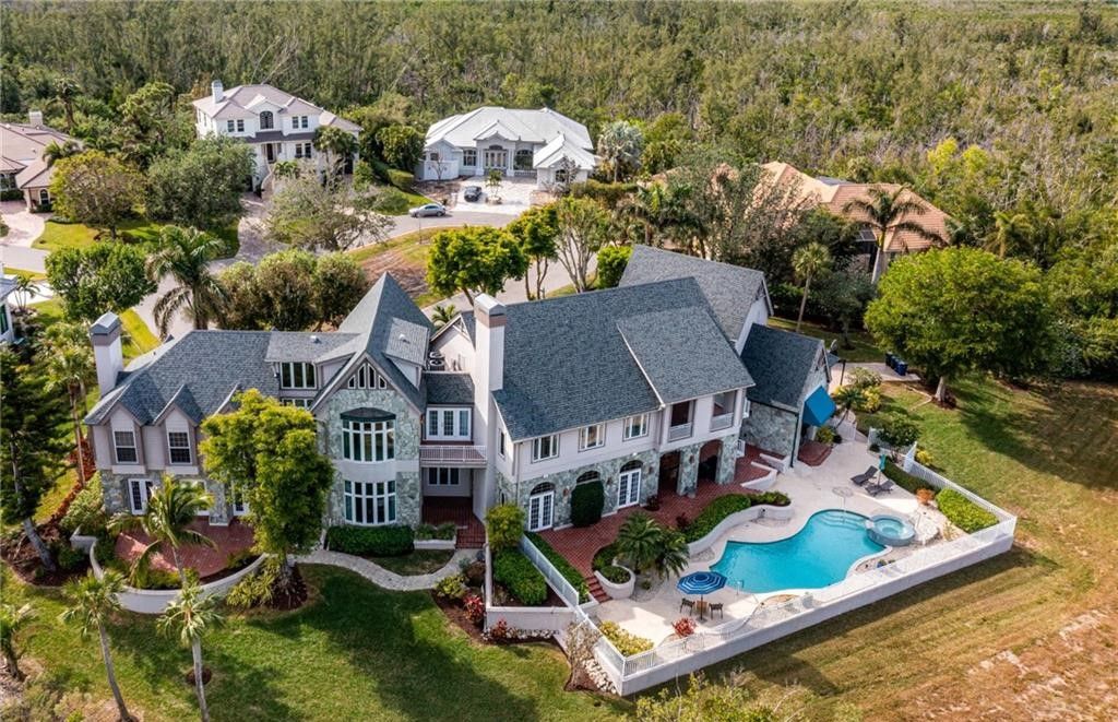 Luxury Estate on 1.16 Acres in Fort Myers with Optional Yacht Club Membership Listed at $4.3 Million