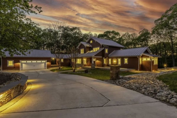 Luxury Redefined: Stunning North Carolina Home with Hardwood Floors and Opulent Primary Suite for $2.5 Million