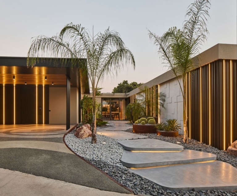 N House, Blend of Modernity and Comfort by Ofisvesaire