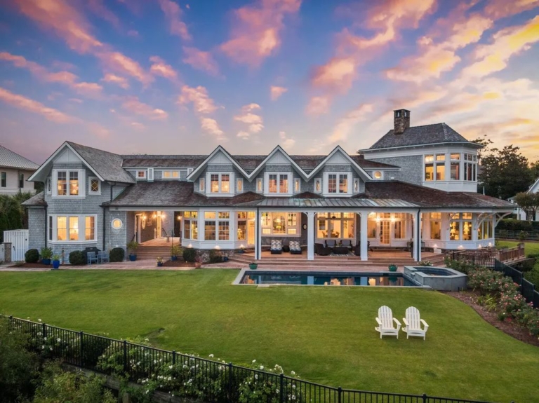 North Carolina Luxury: High-Bluff Estate Offering Sweeping Ocean Views Available for $8.5 Million