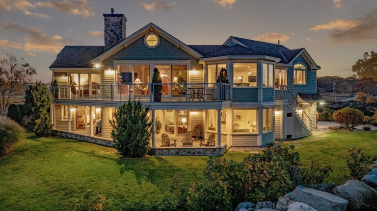 Sea Watch Cottage: A Coastal Masterpiece in New Hampshire Blending Energy and Tranquility for $6.6 Million