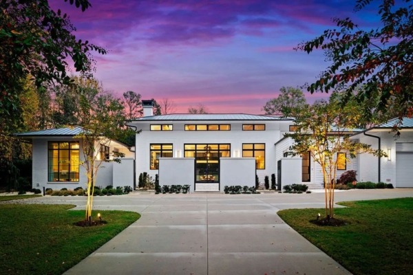 Tranquility and Sophistication: A Home Designed for Comfort Available for $8.25 Million in North Carolina