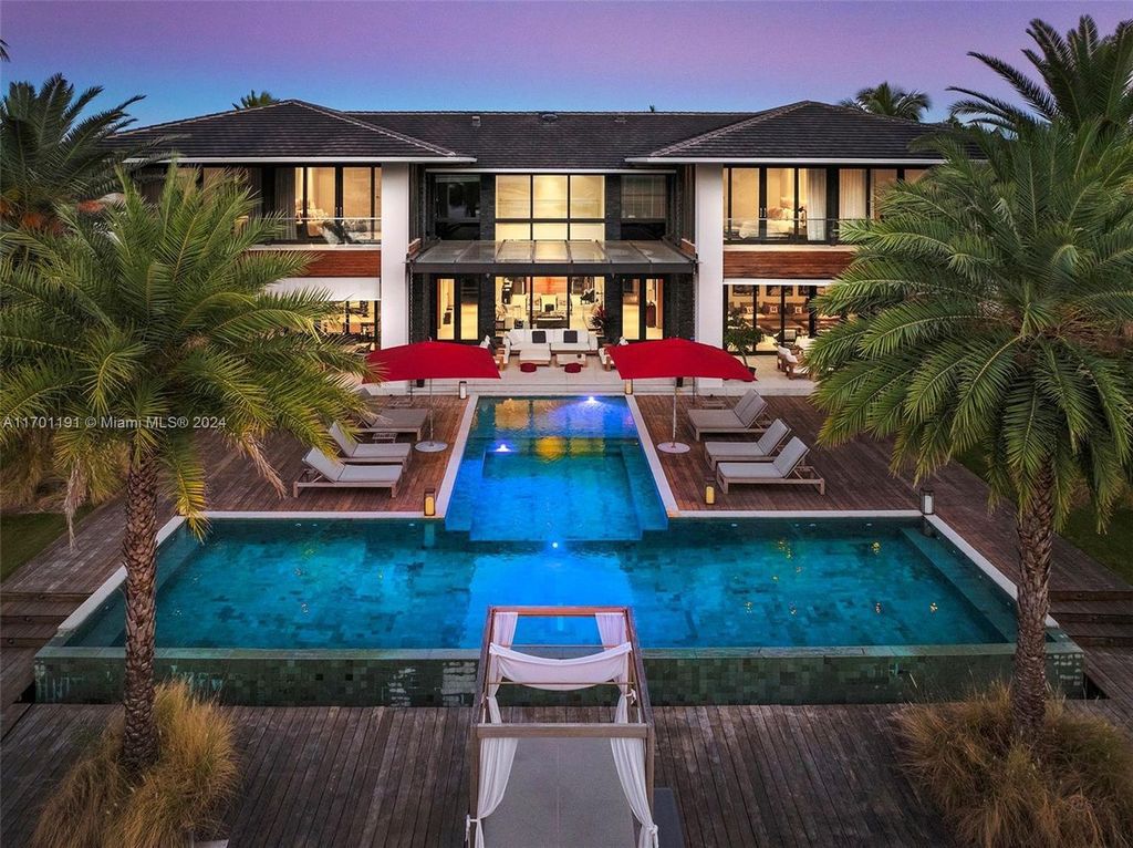 Tropical Modern Waterfront Estate Listed at $45 Million in Exclusive Golden Beach