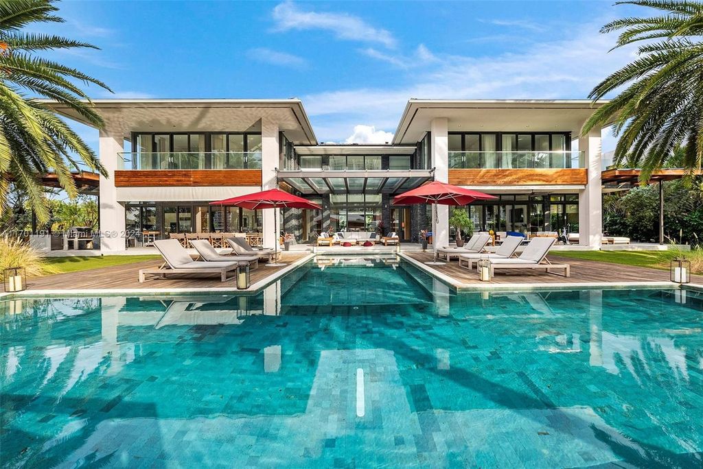 Tropical Modern Waterfront Estate Listed at $45 Million in Exclusive Golden Beach