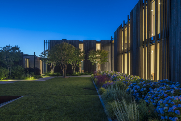 Jule Pond II House, Modern Family Living by BMA Architects