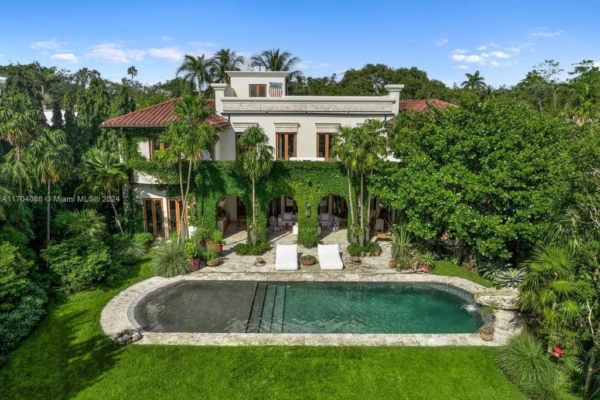 $55.5 Million Coconut Grove Estate with Ocean Views and Award-Winning Gardens in Miami