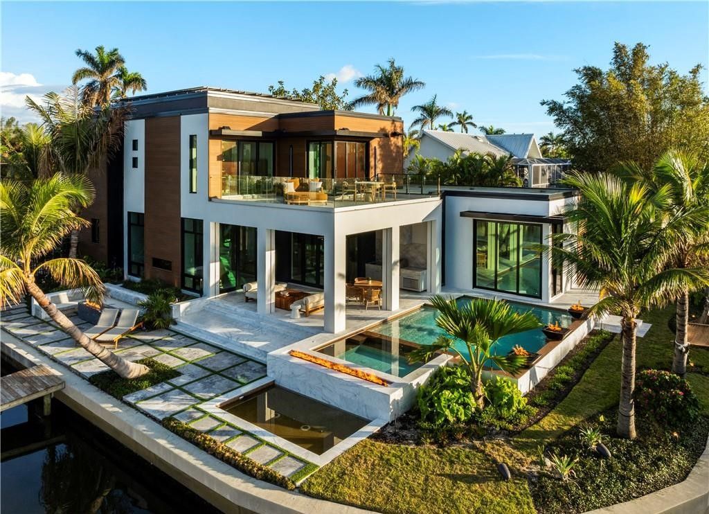 $8.8 Million Stoff Cooney Modern Waterfront Masterpiece in Naples