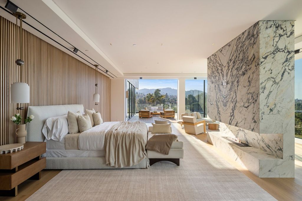 Encino Masterpiece A Bold Statement in Luxury Design and Views for 39.995 Million 16