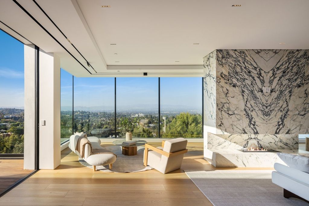 Encino Masterpiece A Bold Statement in Luxury Design and Views for 39.995 Million 17