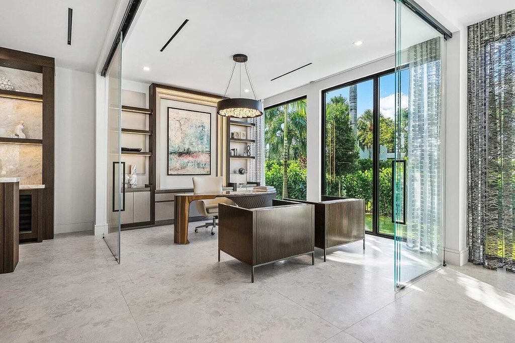 Luxurious $18.5 Million Contemporary Golf Course Estate in Boca Raton’s Royal Palm Yacht & Country Club