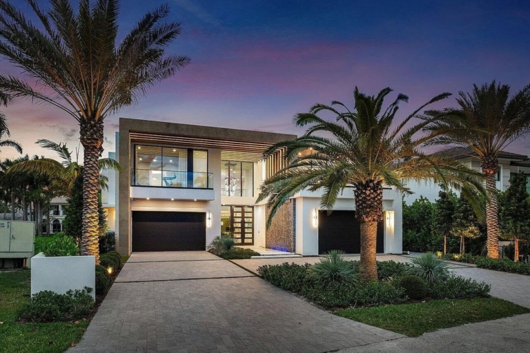 Luxurious $18.5 Million Contemporary Golf Course Estate in Boca Raton’s Royal Palm Yacht & Country Club