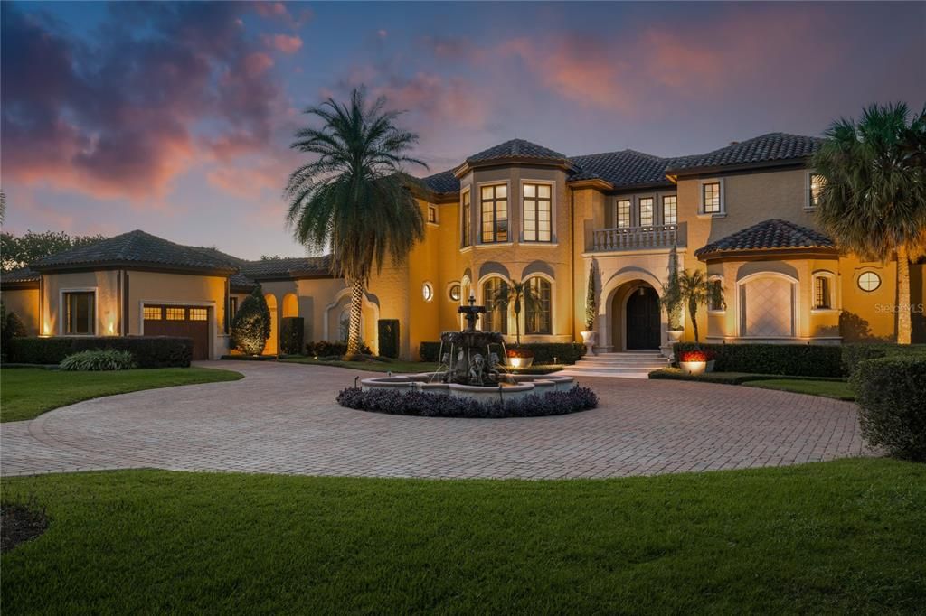 Stunning $10 Million Lakeside Estate with Luxurious Amenities in Windermere