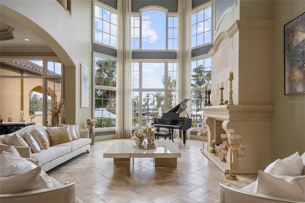 Stunning $10 Million Lakeside Estate with Luxurious Amenities in Windermere