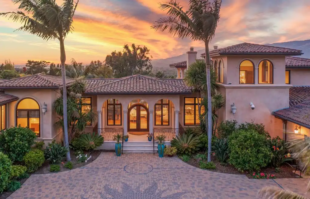 4660 Via Huerto: A $13.9M Tuscan-Style Retreat in Hope Ranch, Santa Barbara