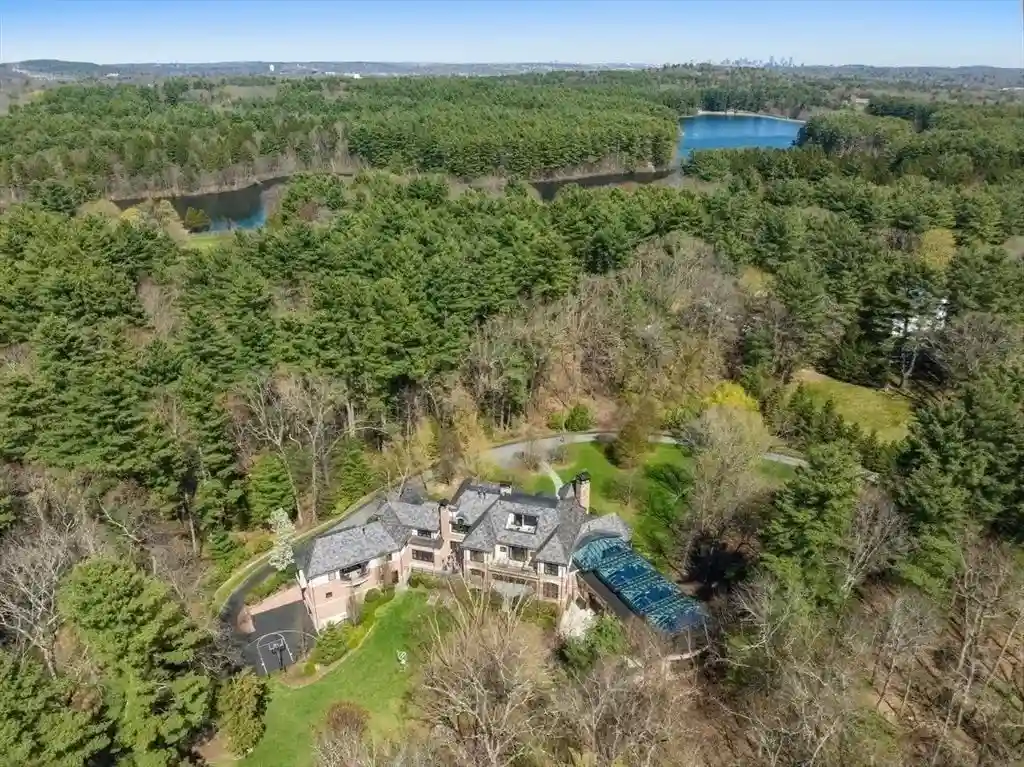 3 Idlewile Ln, Weston Real Estate: A $13.5M Luxury Estate