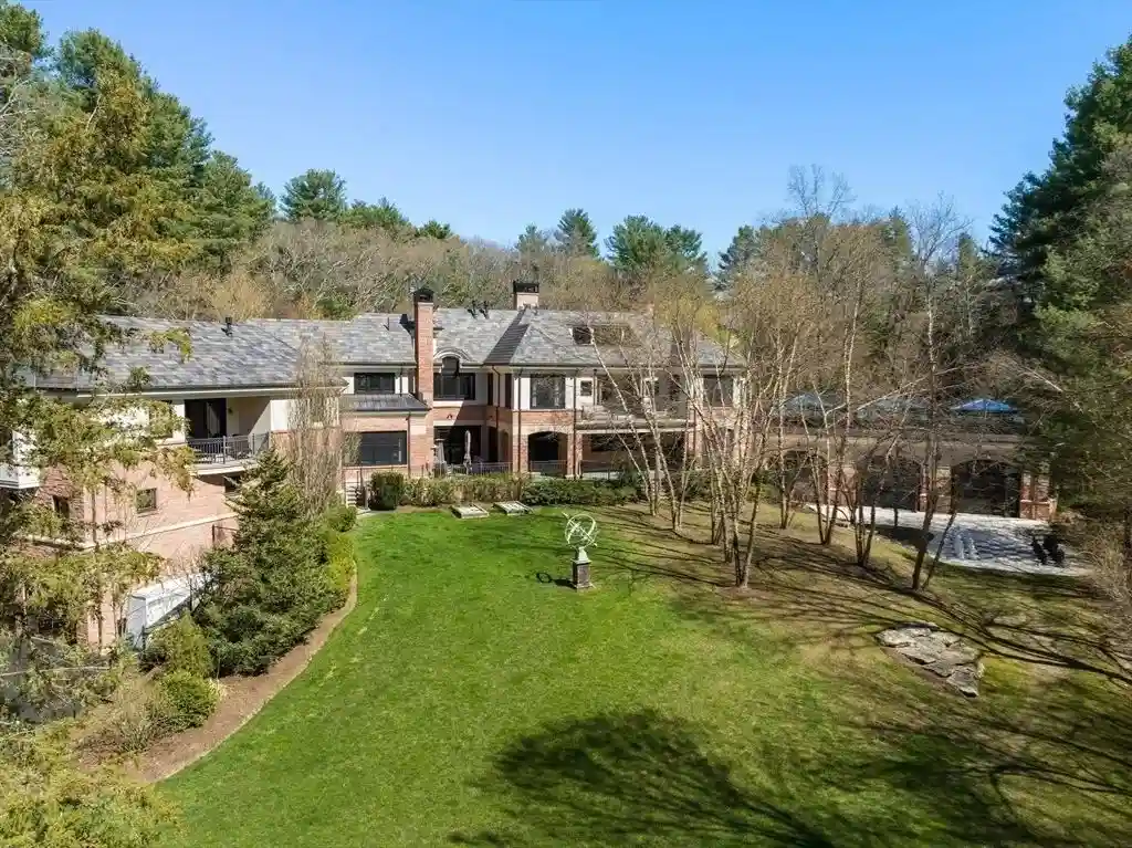 3 Idlewile Ln, Weston Real Estate: A $13.5M Luxury Estate