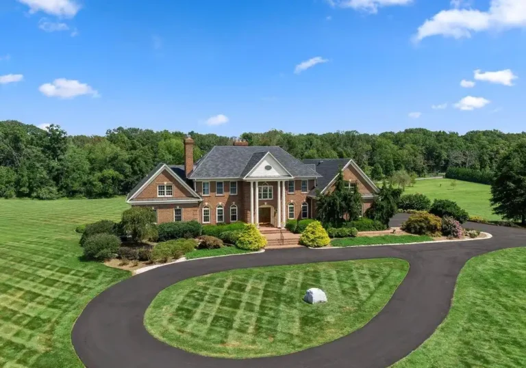 Timeless Georgian Estate in Virginia Offers Classic Charm with Modern Luxury Priced at $2.15 Million