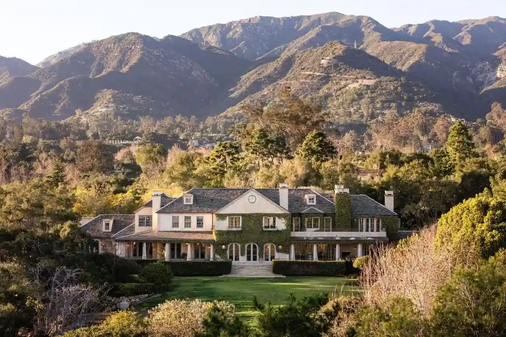 771 Garden Ln Extraordinary 36.5M Montecito Estate Seamlessly Blending Classic Grandeur with Modern Innovation 2