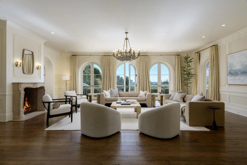 771 Garden Ln Extraordinary 36.5M Montecito Estate Seamlessly Blending Classic Grandeur with Modern Innovation 4 1