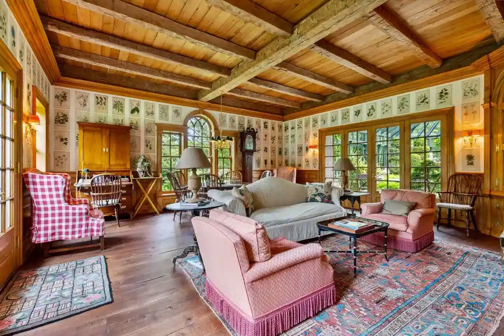 930 E Rosemary Rd A Majestic Georgian Estate in Lake Forest Listed for 14.975 Million 12