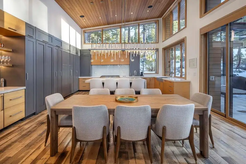 2500 Chatwold Ct A $7.48 Million Luxury Mountain Retreat in Truckee's Martis Camp Blends Contemporary Design with Nature's Beauty