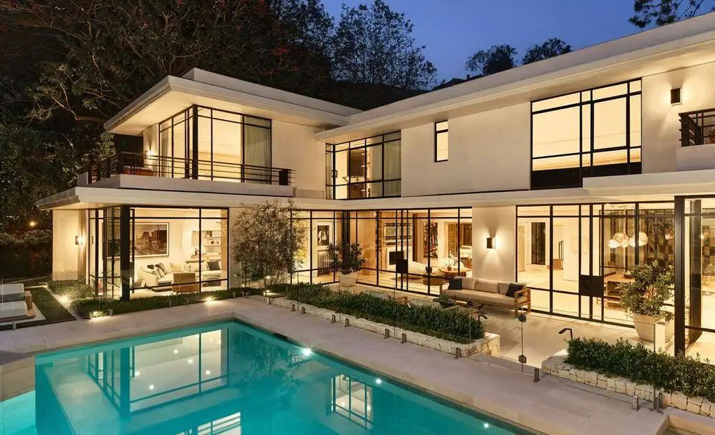 A Modernist Masterpiece in Beverly Hills 9509 Heather Rd Hits the Market for 21.995 Million 14 2