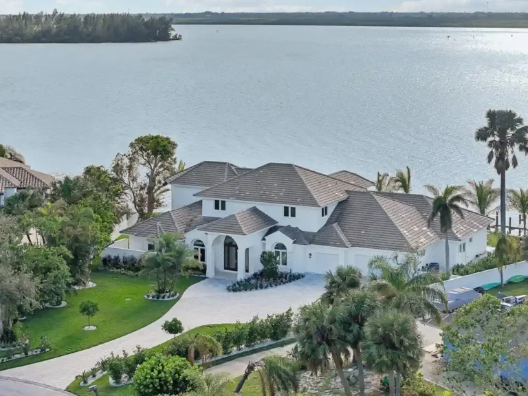 Coastal Elegance Redefined: $6.5 Million Riverfront Home in Vero Beach Showcases Timeless Luxury