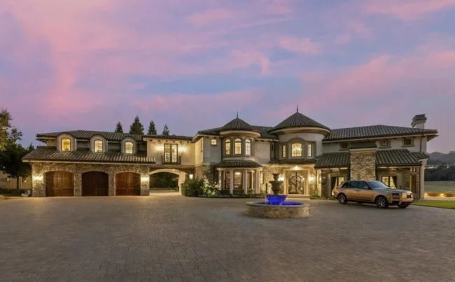 Exquisite $8.888 Million Lake Sherwood Property Offering Incomparable Lifestyle and Scenic Views