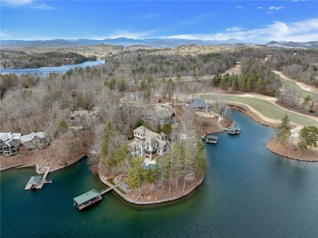 Lake Keowee Retreat Resort Style Living on a 1 Acre Point Lot Offered for 5.15 Million 49